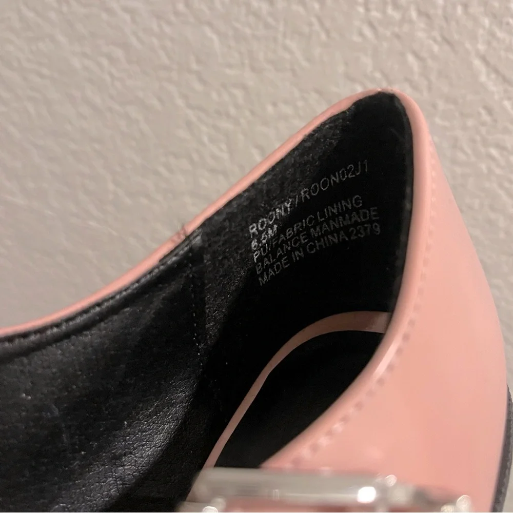 🌻 NEW - Madden Girl Womens Roony Pink Buckle Platform Pumps Mary Janes Size 6.5